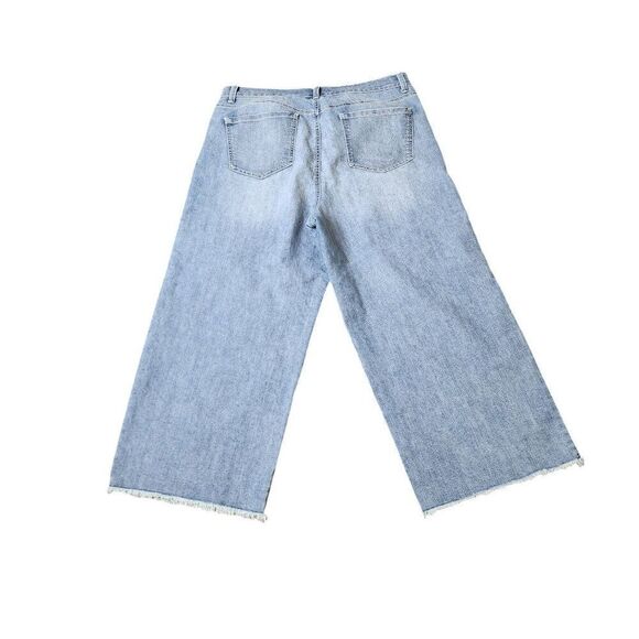 Gloria Vanderbilt Cropped Wide Legged Denim Jeans Womens Size 16 Blue Raw Hem - Picture 3 of 7